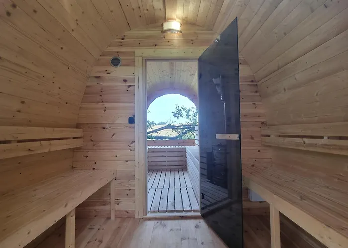 Loft Apartment Mit Grosser Badewanne B